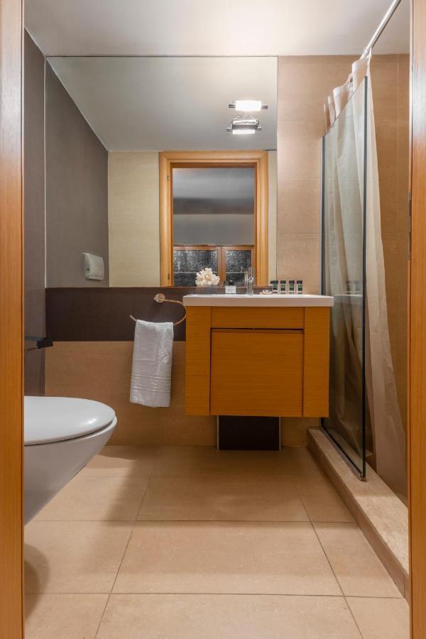 Couple'S Getaway , Modern Amenities & Sophisticated Style Leilighet Rhodes City Eksteriør bilde